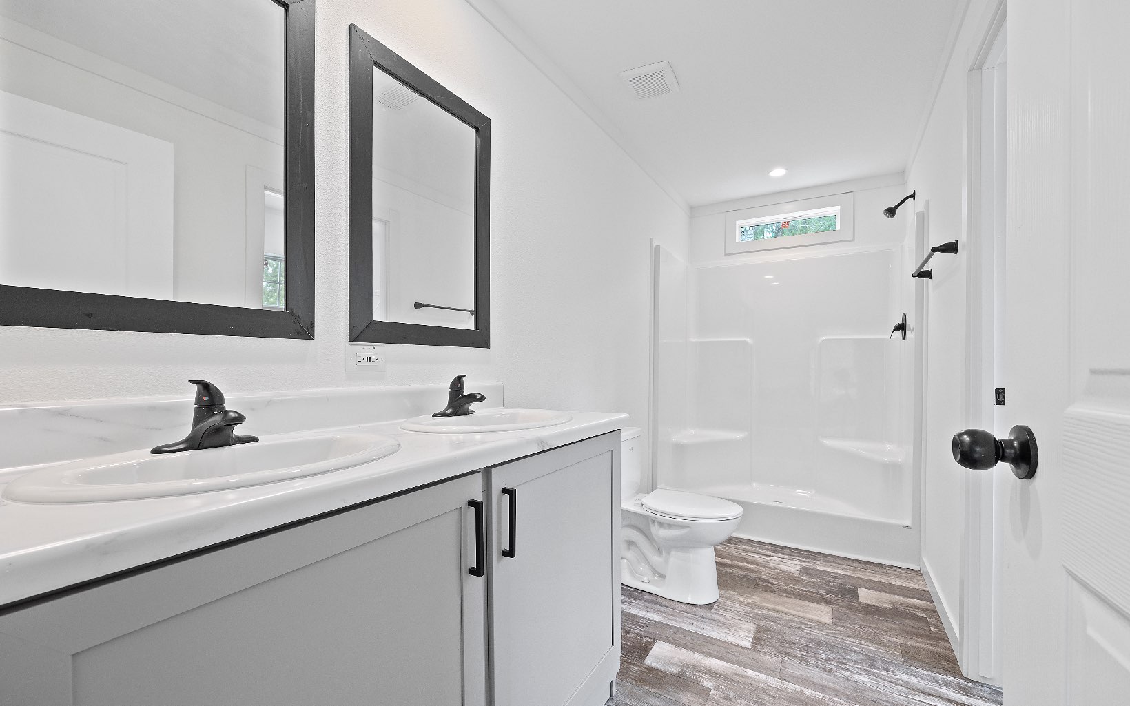 458 NW Ivy Gln
