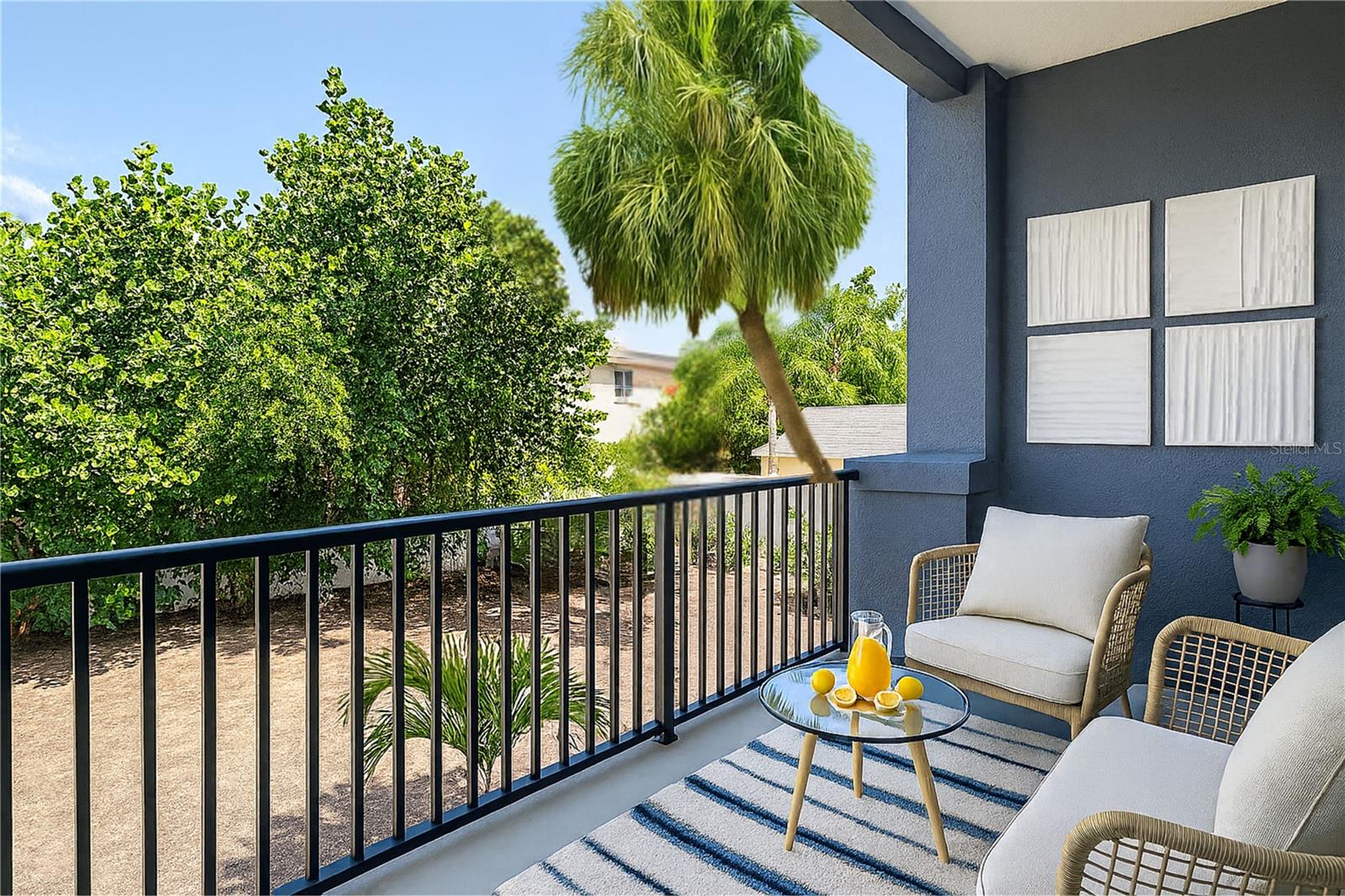 206 S Arrawana Avenue 3