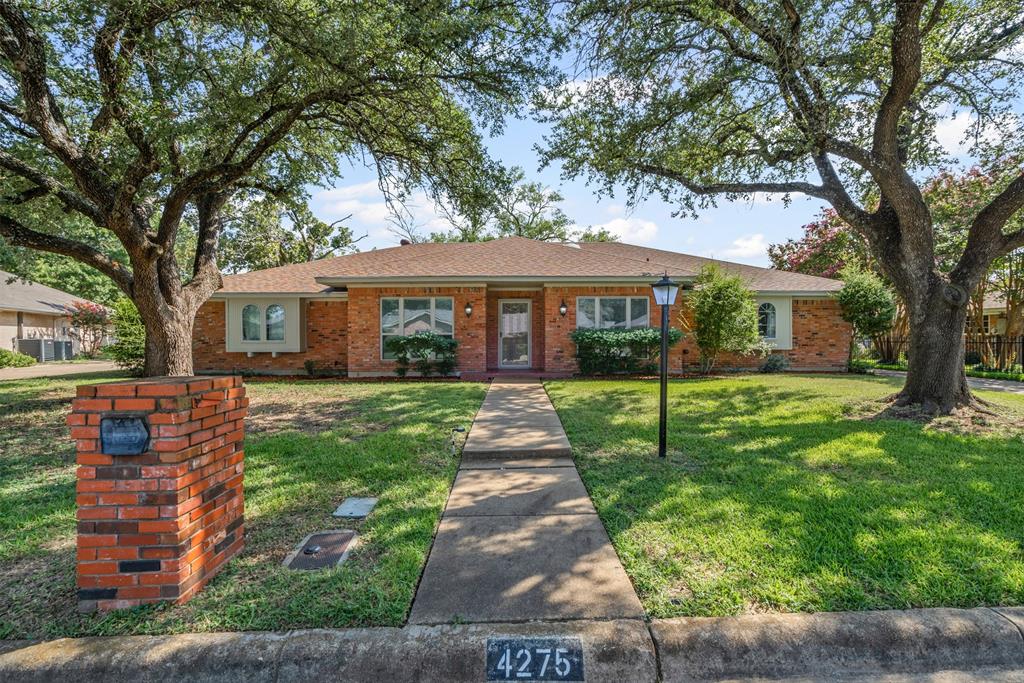 Great ranch style home in the lovely Historic Wedgwood. This 4 bedroom, 3 bath home is tucked away on a quite street that has the perfect blend of style, privacy and location. Tasteful updates in recent years enhance the appeal of this unique, Wedgwood beauty. A versatile floorplan, two living, and a mother in law suite with bathroom off the kitchen. Updates include newer windows, HVAC, and flooring. The primary is spacious, has a large bathroom with buit ins and walk in closet. The second living could be an office, playroom or a bonus room. The kitchen and living have great skylights that bring in lots of natural light. Off the living is a nice closed in patio that would make a great playroom, living area, gameroom or gym.
Out back an abundance of parking, and large backyard.
Come take a look for yourself!