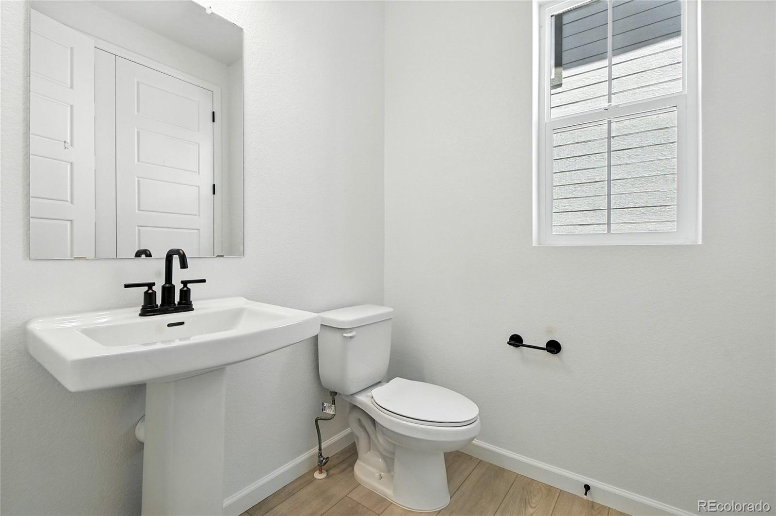 8836 Whiteclover Street