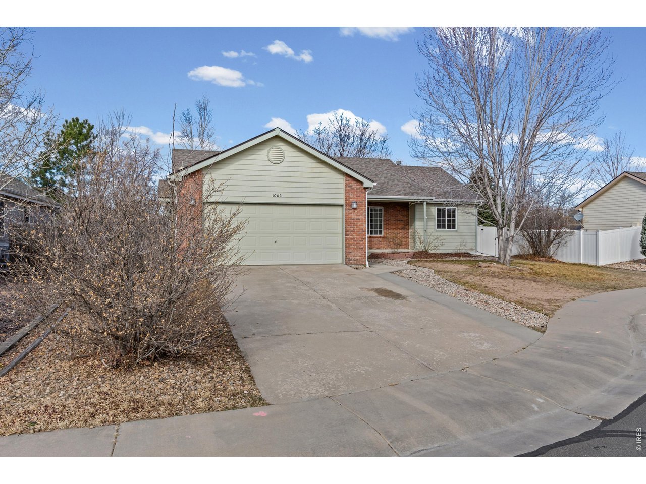 Tucked at the end of a quiet cul-de-sac in Windsor, CO, this spacious 5-bed, 3-bath single-family home offers 2,693 sqft of living space - with NO HOA. The fully updated kitchen features quartz countertops, an oversized island, and stainless steel appliances, opening seamlessly to the dining area and living room - perfect for entertaining. Hardwood/LVP flooring, an open floor plan, and ample storage make everyday living effortless. The primary suite offers ensuite bath and and walk-in closet, and the main level flows beautifully throughout. The finished basement expands your options with 2 conforming bedrooms, a large flex space, a full bathroom, and an additional finished storage room - ideal for guests or multigenerational living. Outside, enjoy a private backyard kids' dreamland complete with a clubhouse and playset, new fence, privacy screen, and expanded patio. The attached 2-car garage and cul-de-sac location add privacy and convenience year-round. Walk to the elementary school, public library, major parks, and charming Downtown Windsor. Minutes to Fort Collins, the Poudre River Trail, and Windsor Lake. This is the Windsor, CO home you've been waiting for - make it yours today!