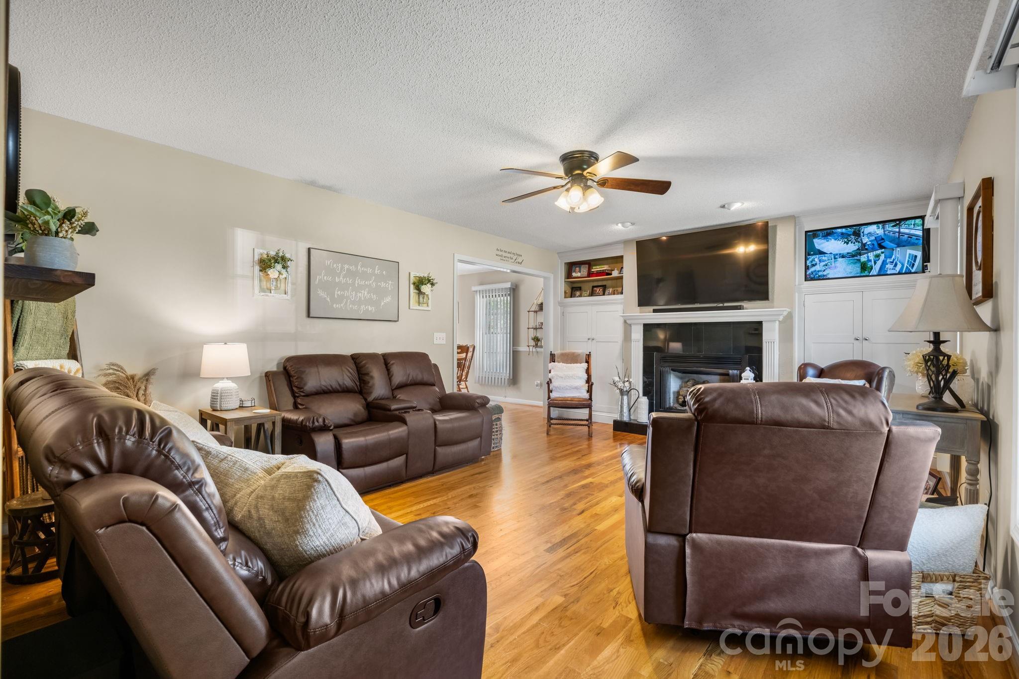 104 Buck Shoals Circle