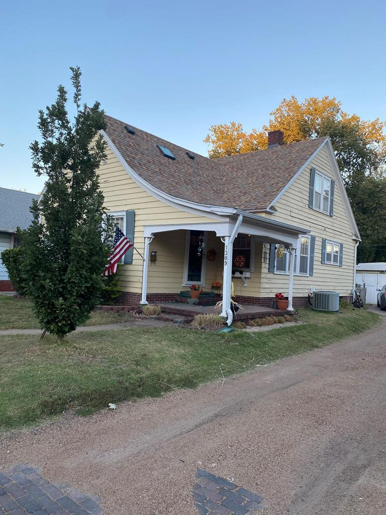 1309 S 9th St, Salina Millwood Realty