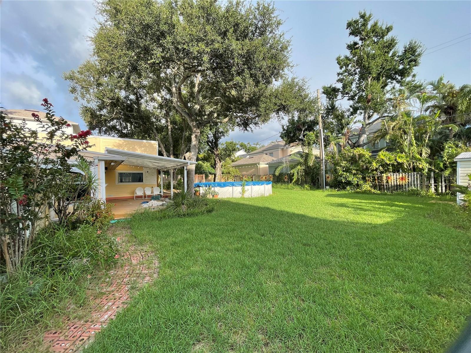 2922 W Coachman Avenue