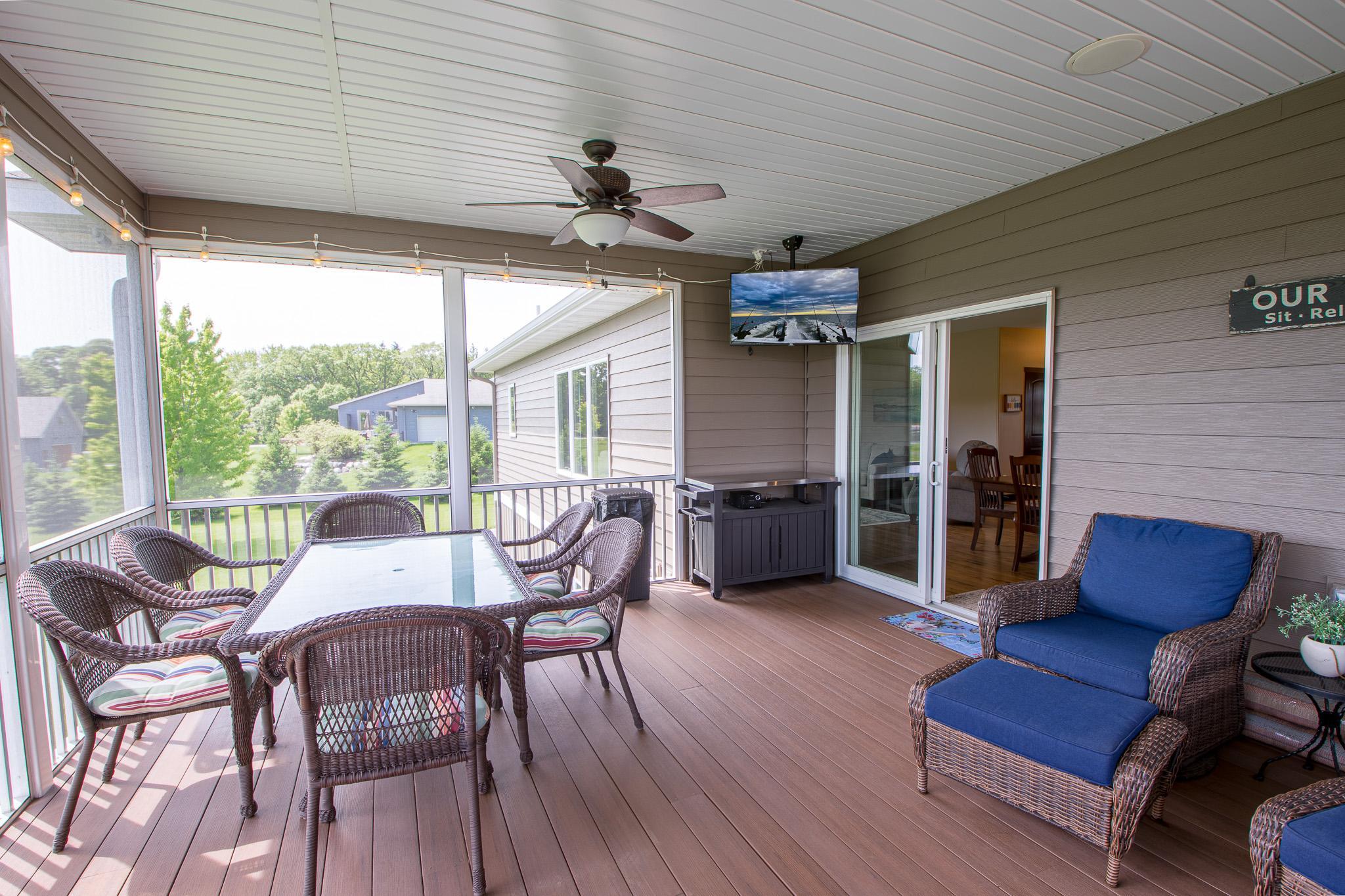 2142 Monarch Court