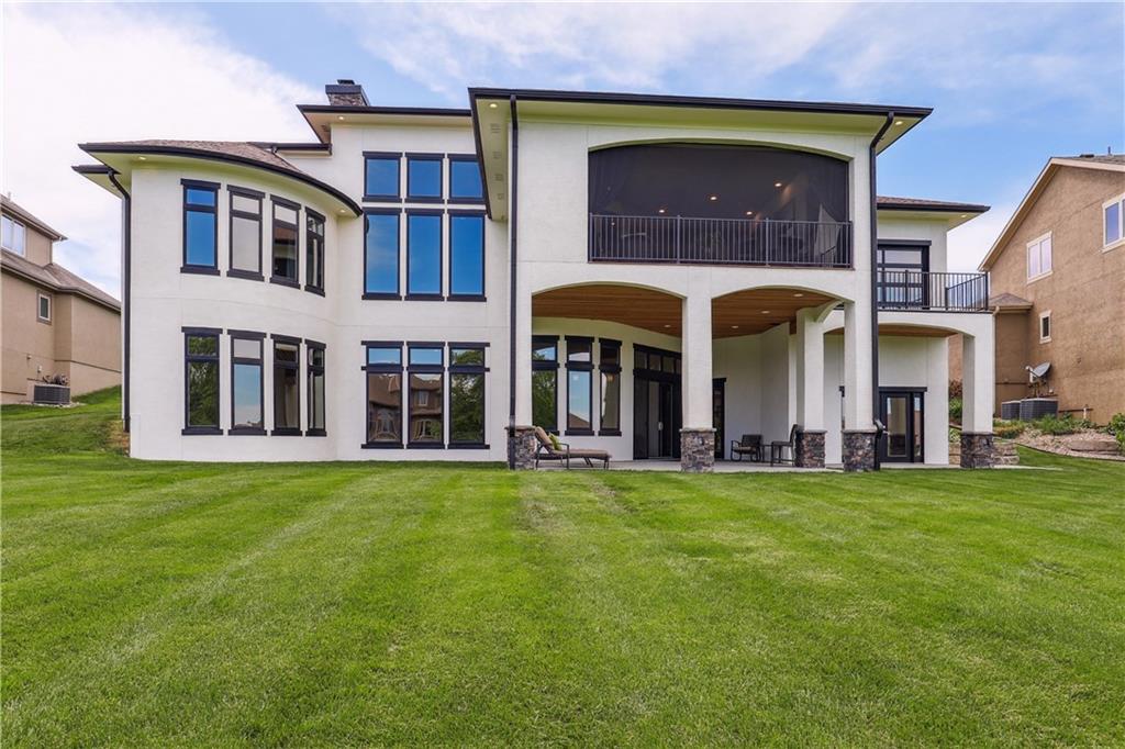 10239 N Kansas Avenue