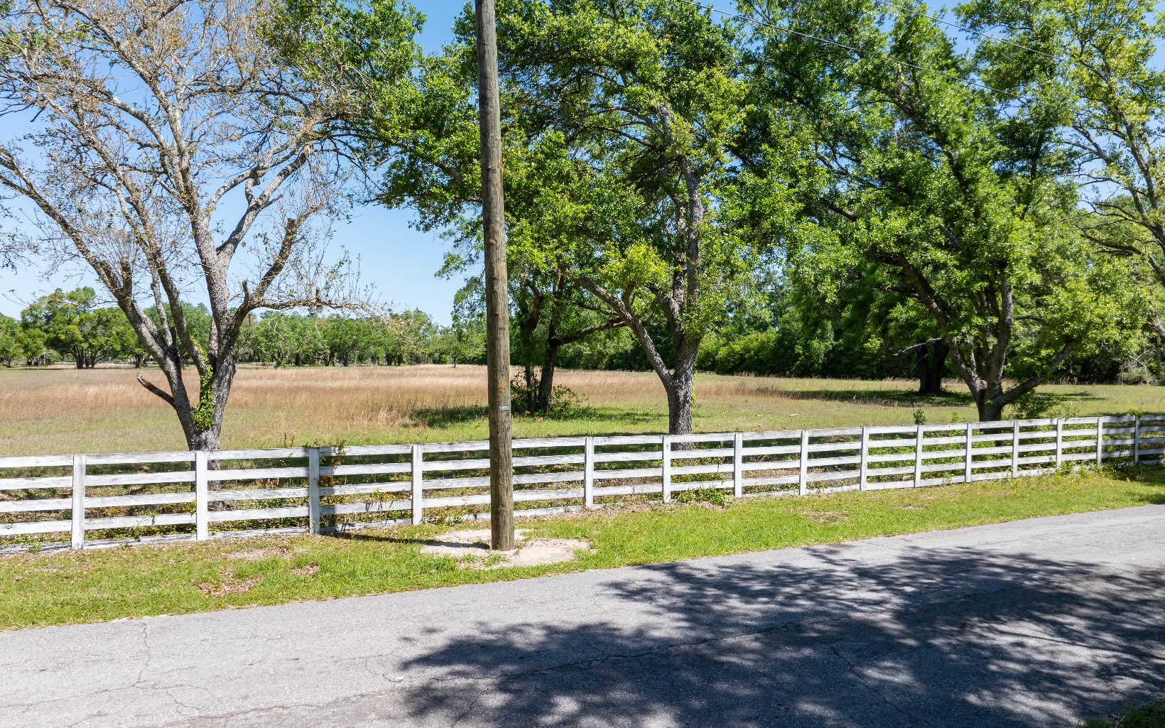 444-1 SE Bisbee Loop