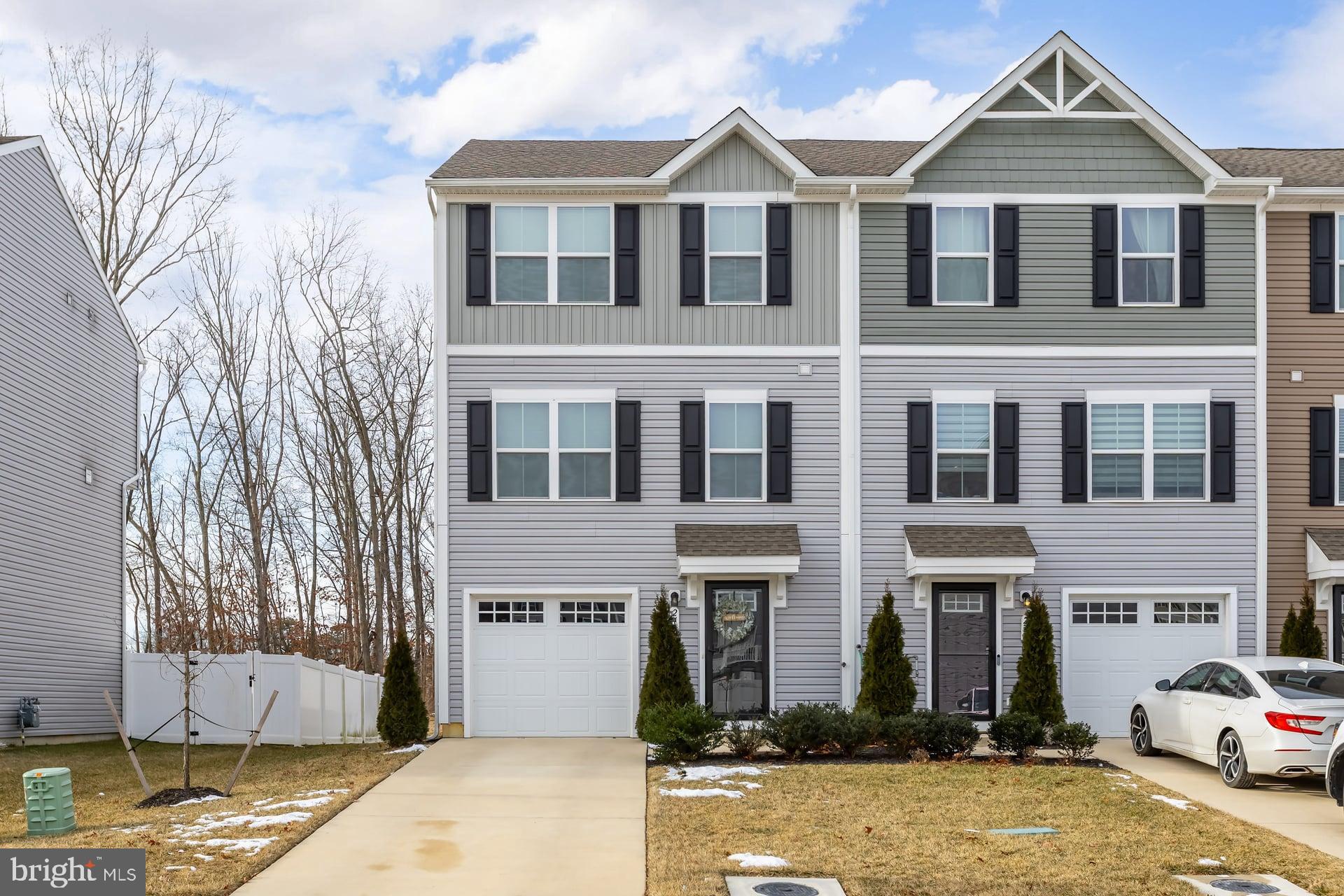 240 Rothberg Dr  