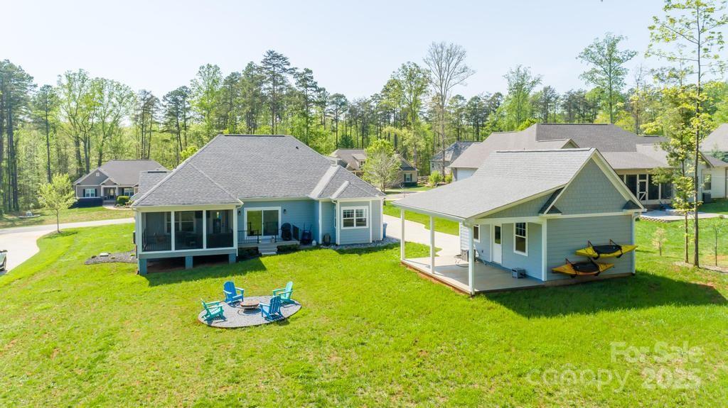 4594 N Wynswept Drive