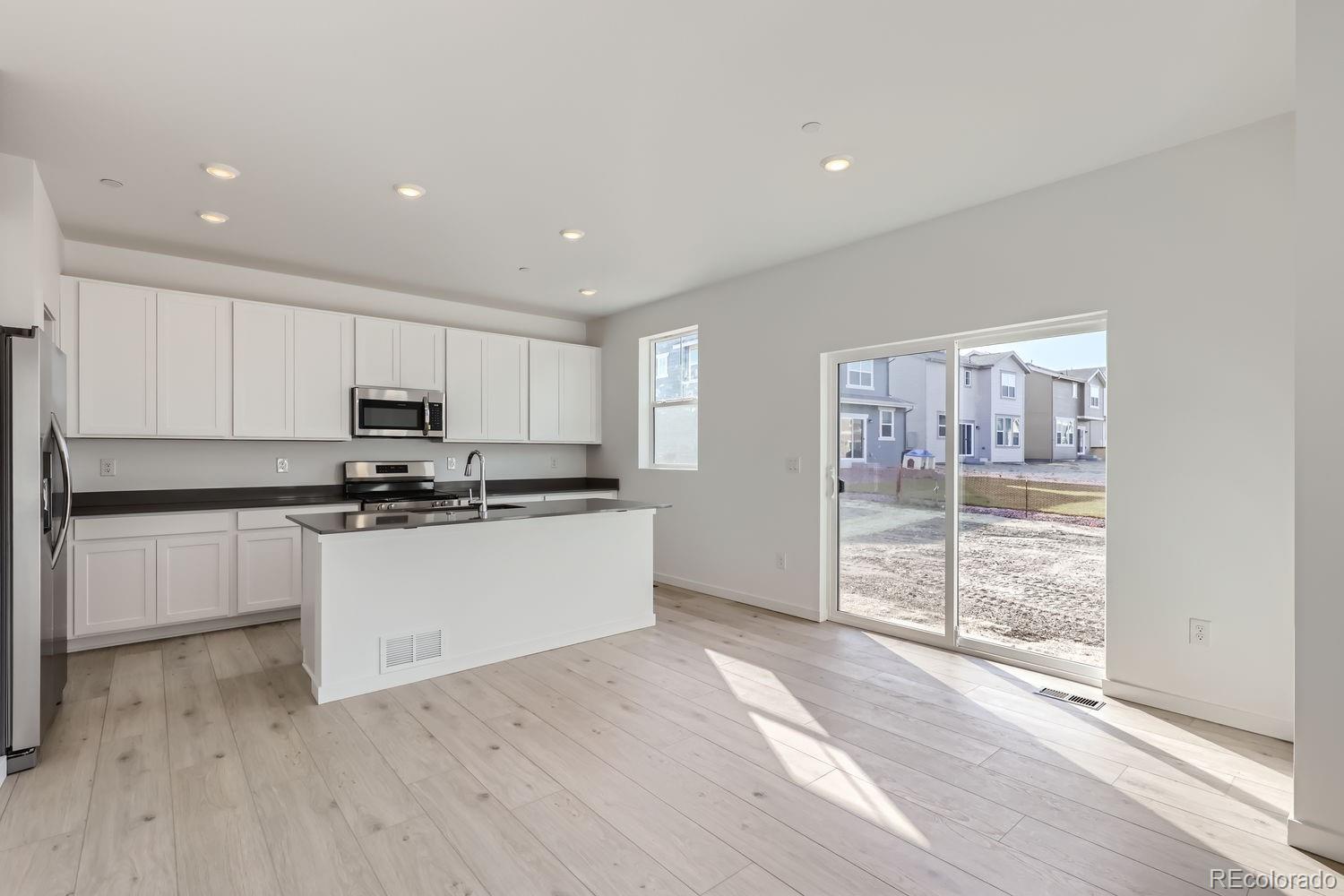 16494 E 109th Place