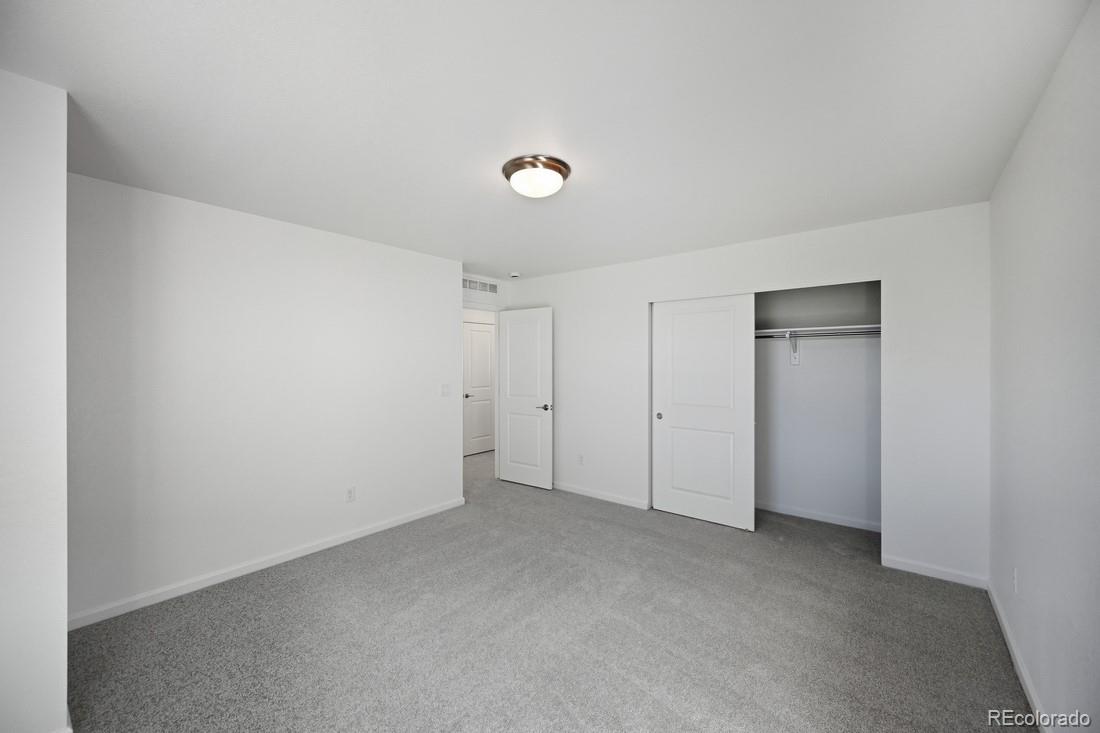 16955 W 92nd Loop