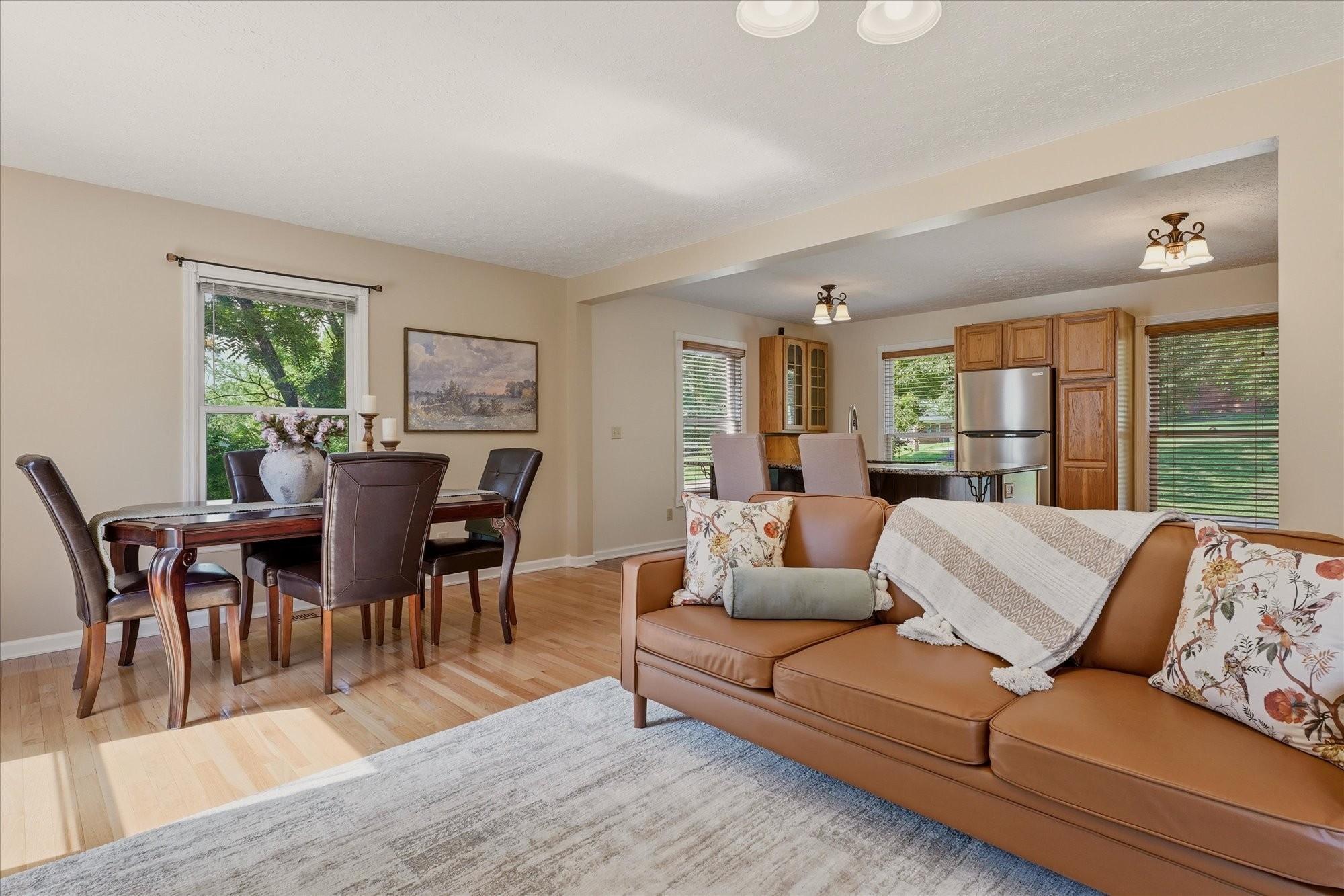 812 Fonnic Dr