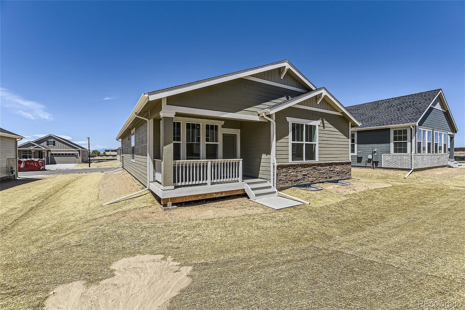 5174 N Quemoy Street