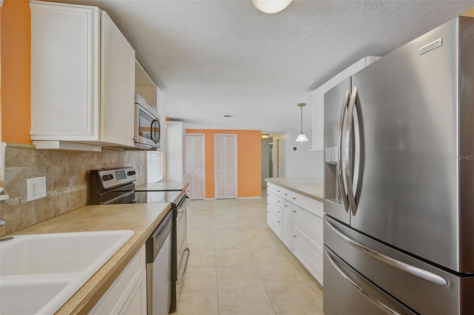 6426 Colonial Drive