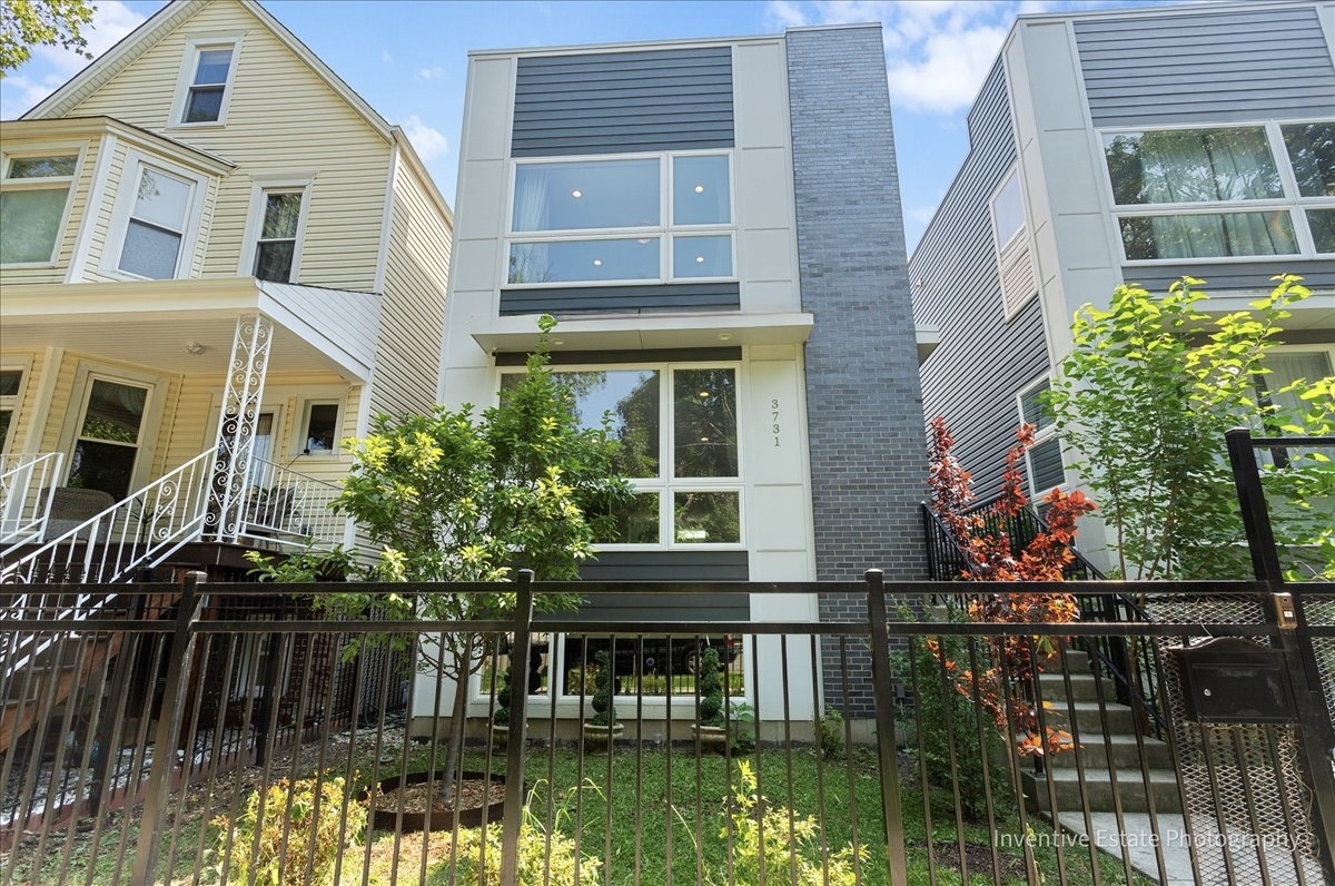 This stunning 4-bedroom, 3.5-bathroom home offers the perfect blend of modern design and quality construction in an idyllic location-- just blocks to the 606 trail and all of Logan/Palmer Square's Michelin-starred dining options and boutique shops. Outside, you'll enjoy warm summer evenings on the deck in the private, fully-fenced and landscaped backyard. Inside, you'll find a true open-concept layout with on-trend finishes, white oak hardwood floors and thoughtfully upgraded features throughout. Southern exposure provides ample natural lighting throughout the day. Don't miss your chance to own this rare blend of modern living and timeless charm in one of the city's most desirable neighborhoods.