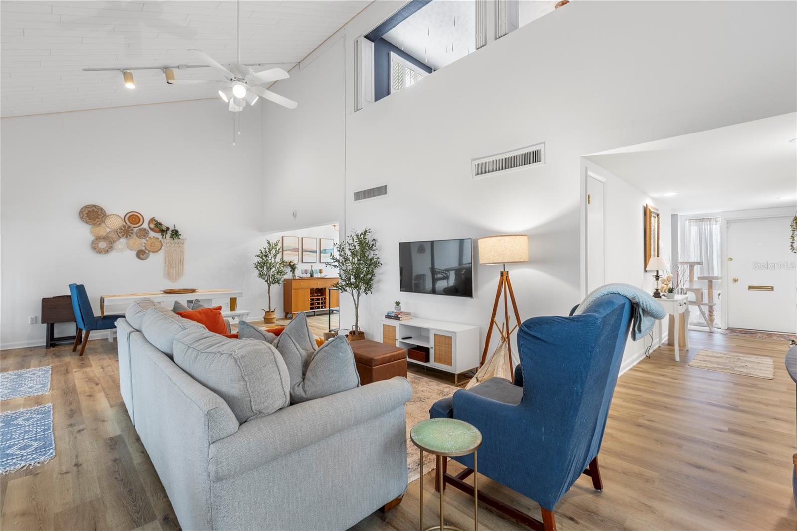 14223 Cypress Circle 14223