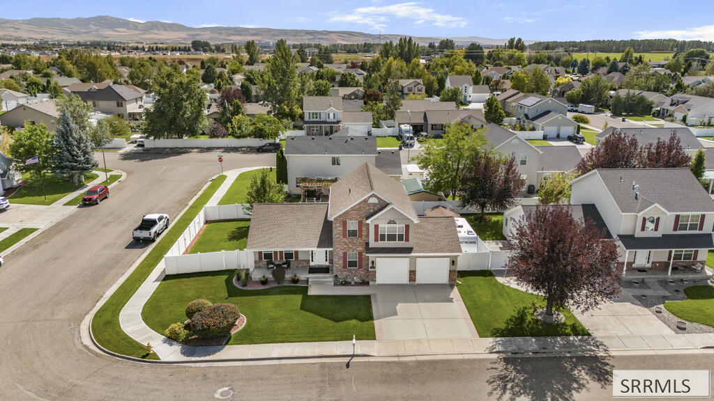 1640 Summer Way