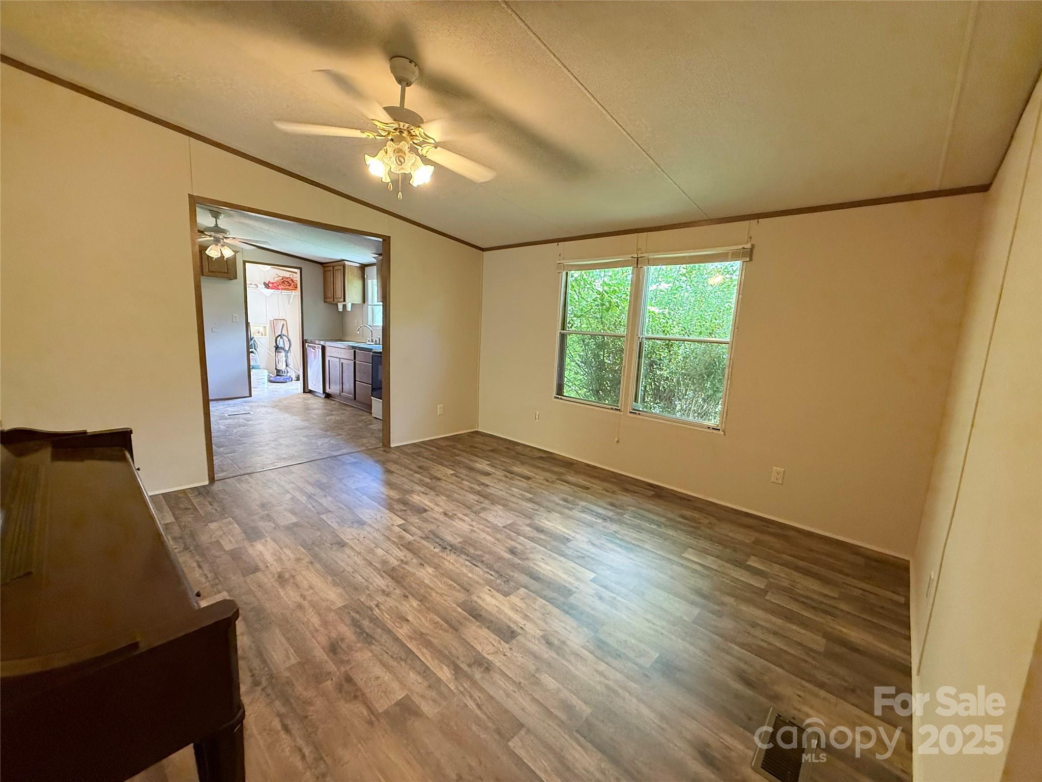 4183 Tonys Trail