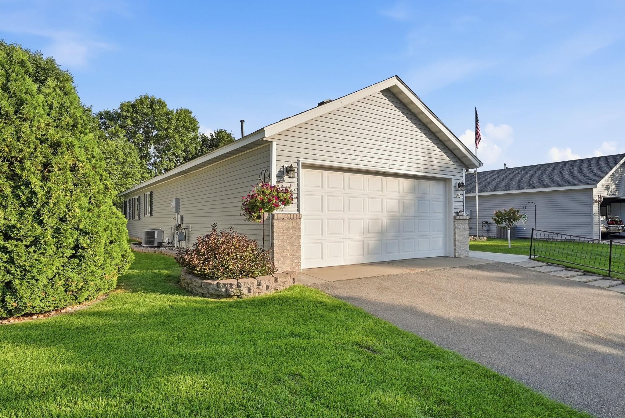 410 Fieldcrest Lane
