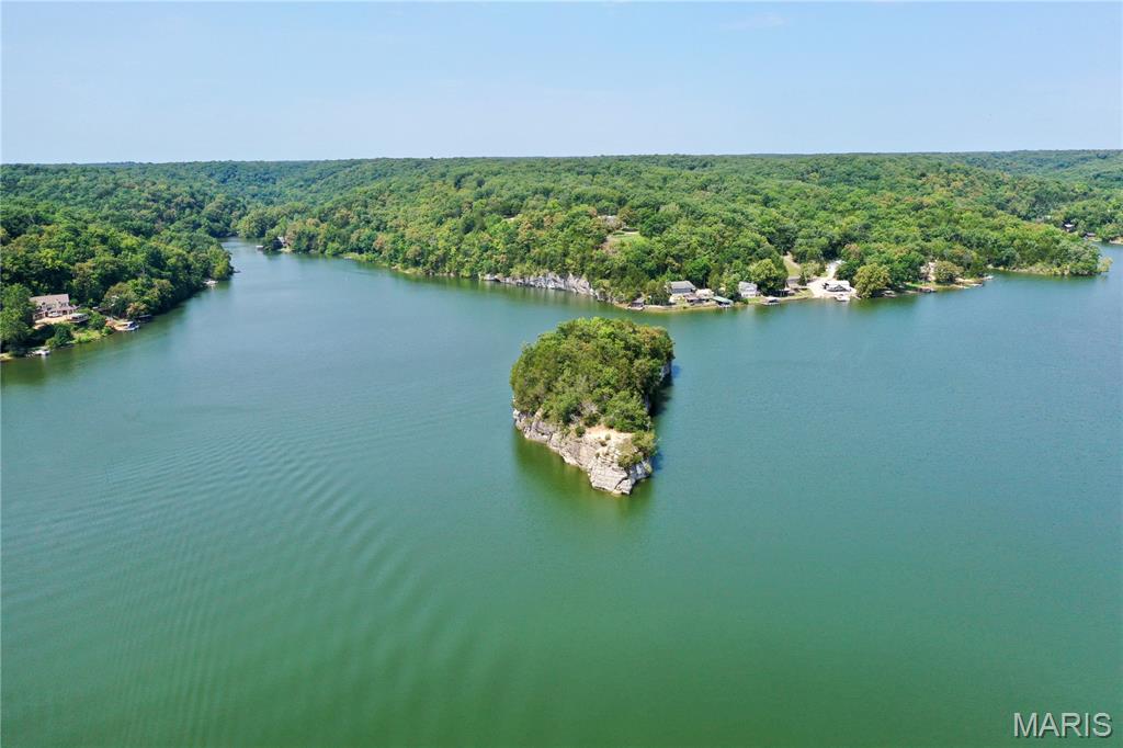 13 Cove Trail