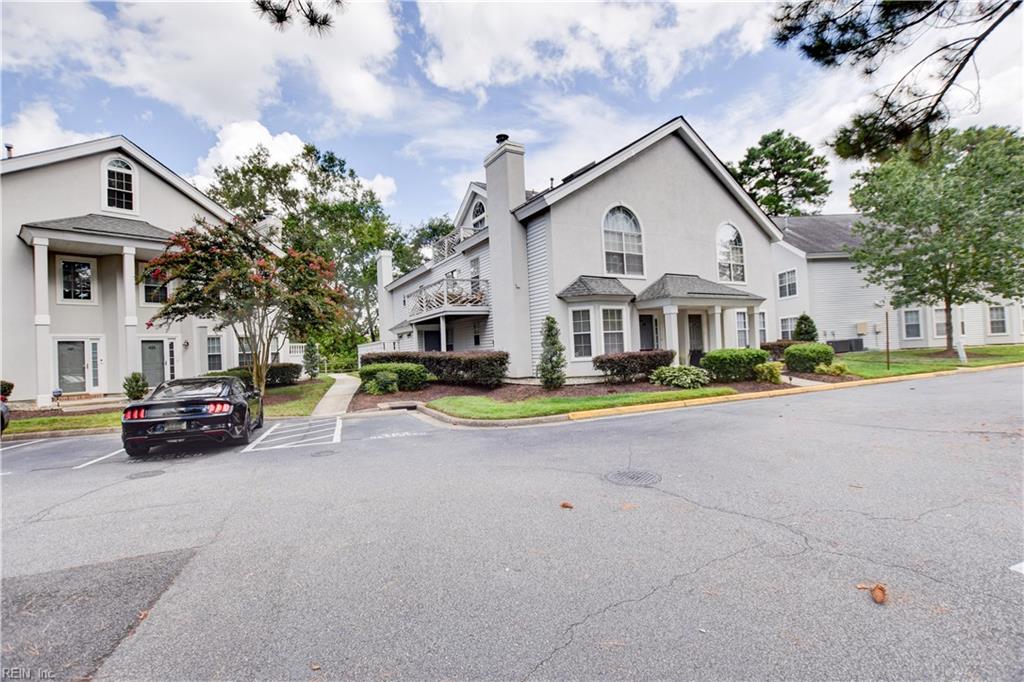 423 Seahorse Run, Chesapeake, VA 