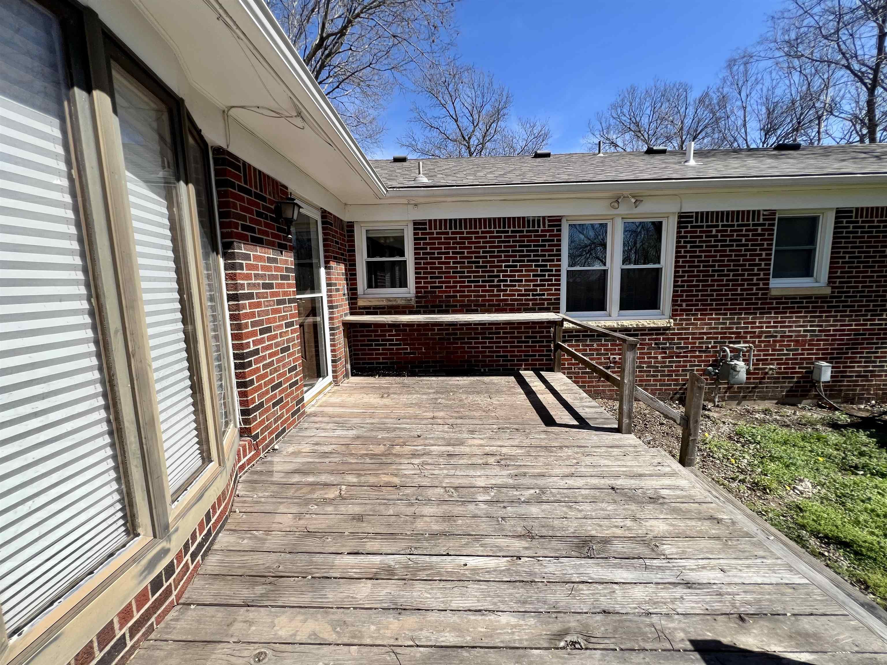 607 N 9th