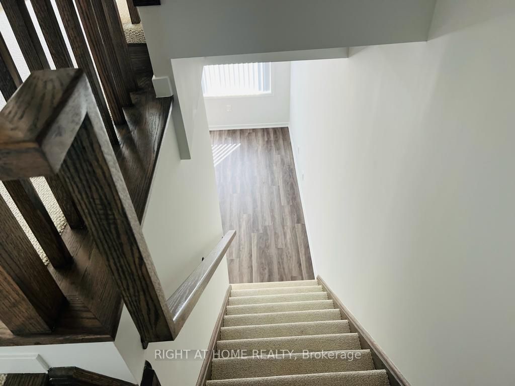 5 William Jackson Way 53