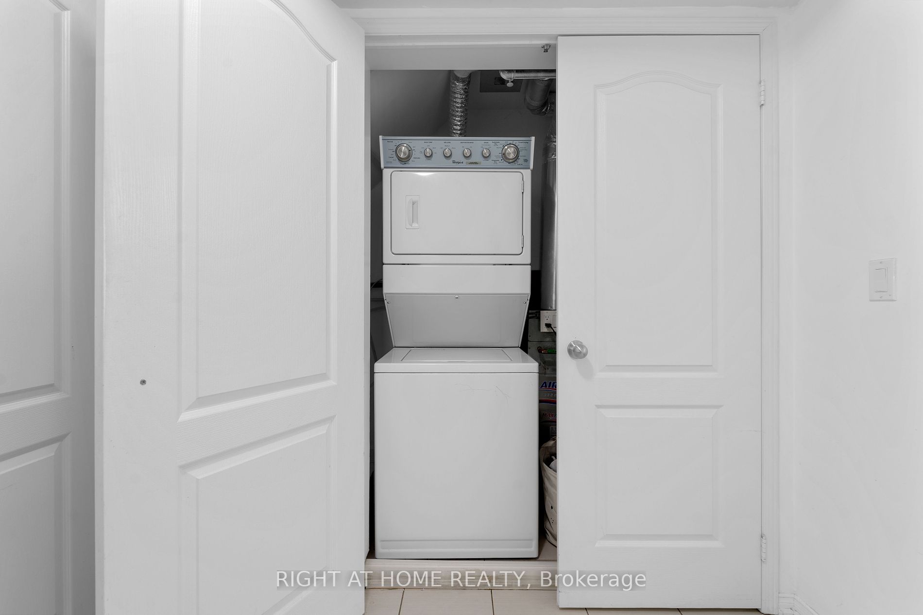 138 Widdecombe Hill Blvd 707