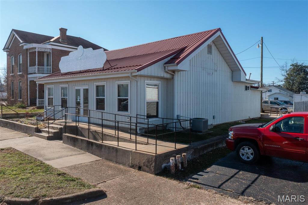 152 South Main