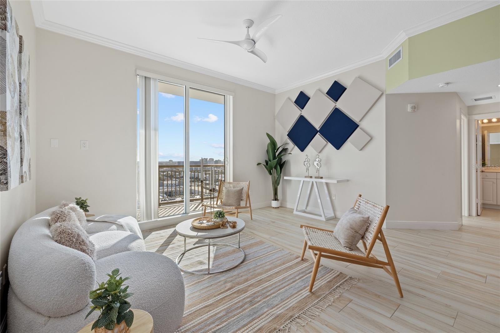 800 N Tamiami Trail 1512