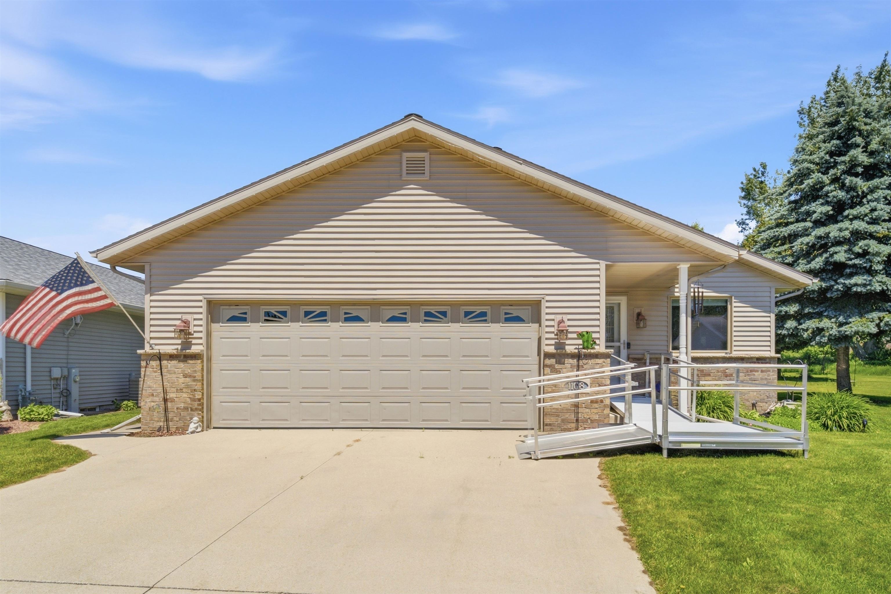 1108 Mahogany Court