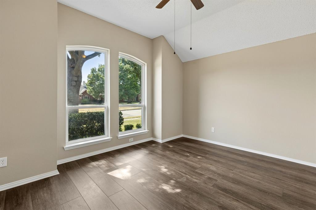 607 Grimsworth Court