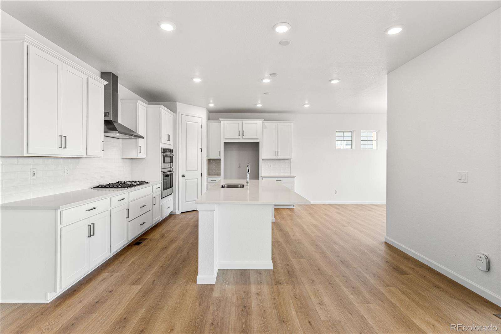 8944 Whiteclover Street