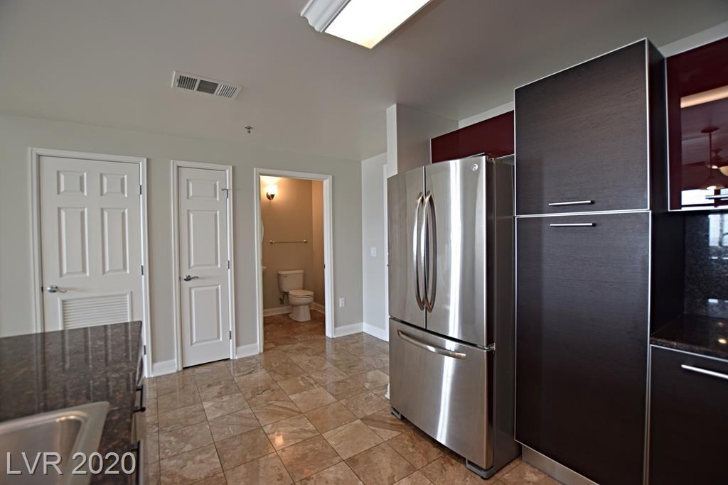 150 Las Vegas Boulevard 1104