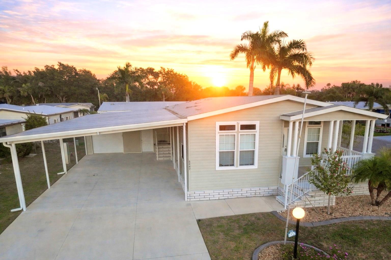 8442 Castle Garden Road