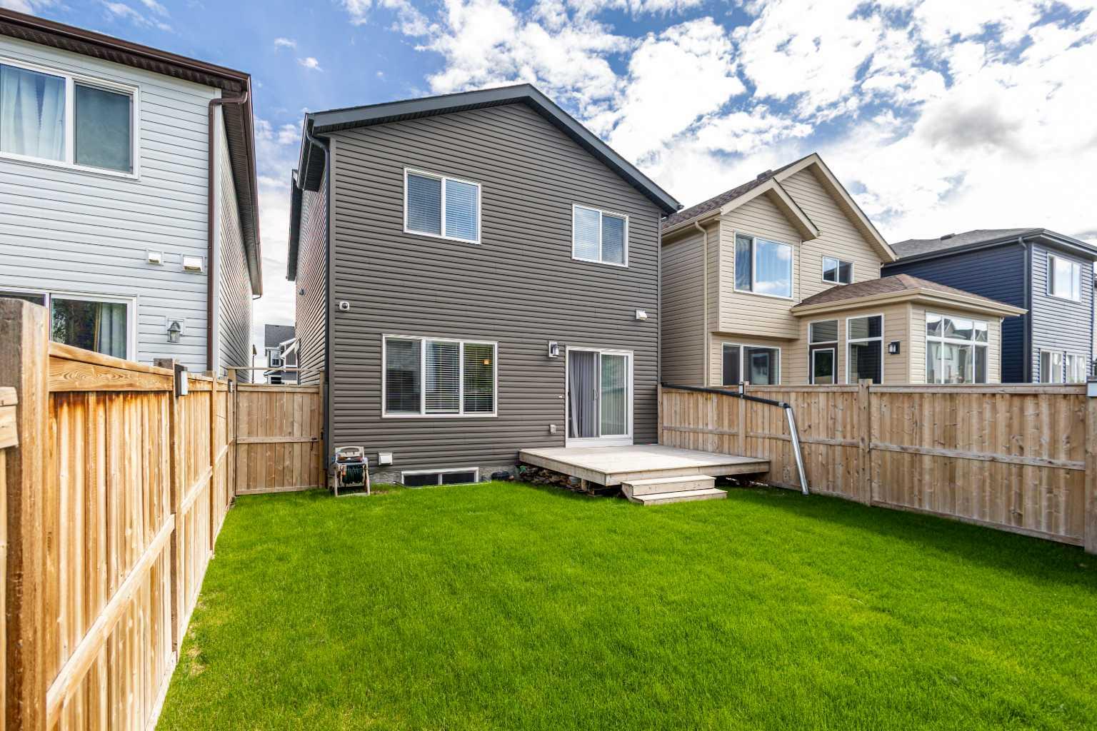 23 Seton Rise SE