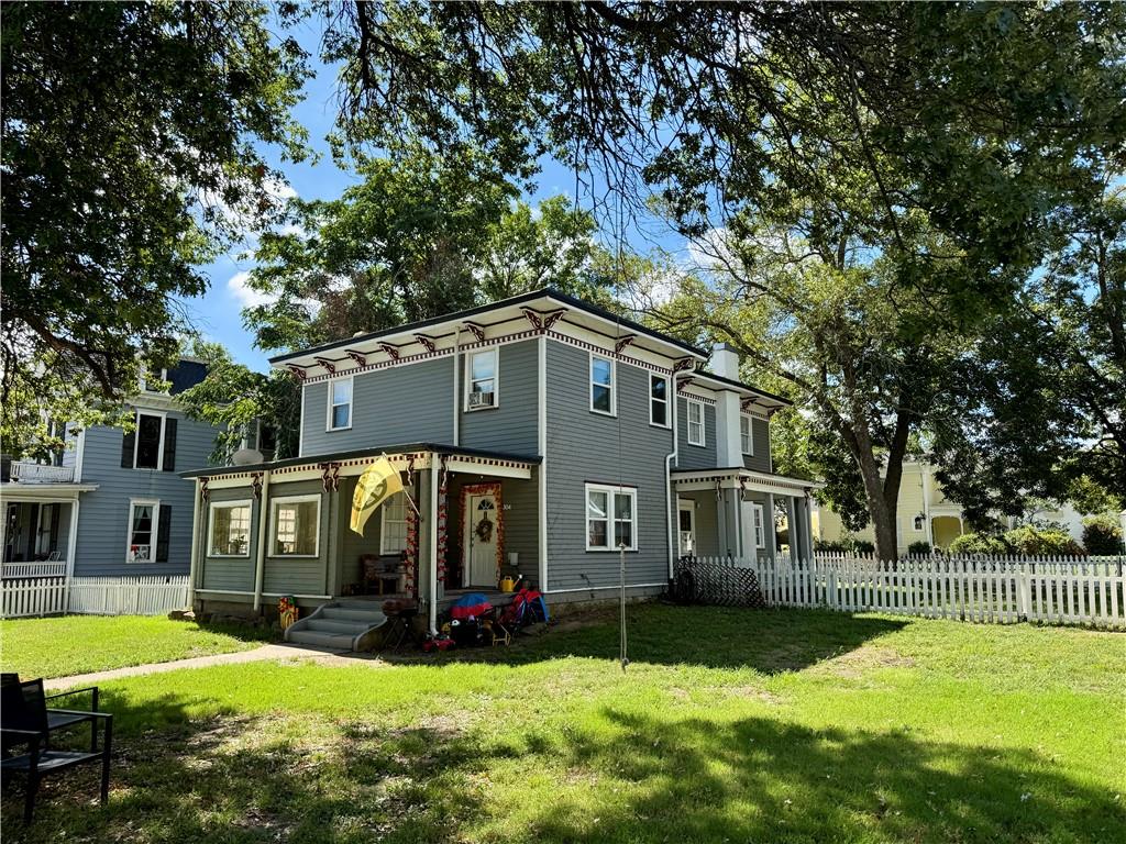 203 W Arch & 304 S Main Street