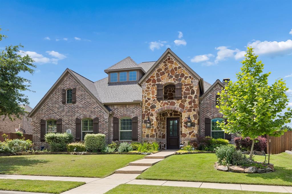 618 Forest Hill Drive
