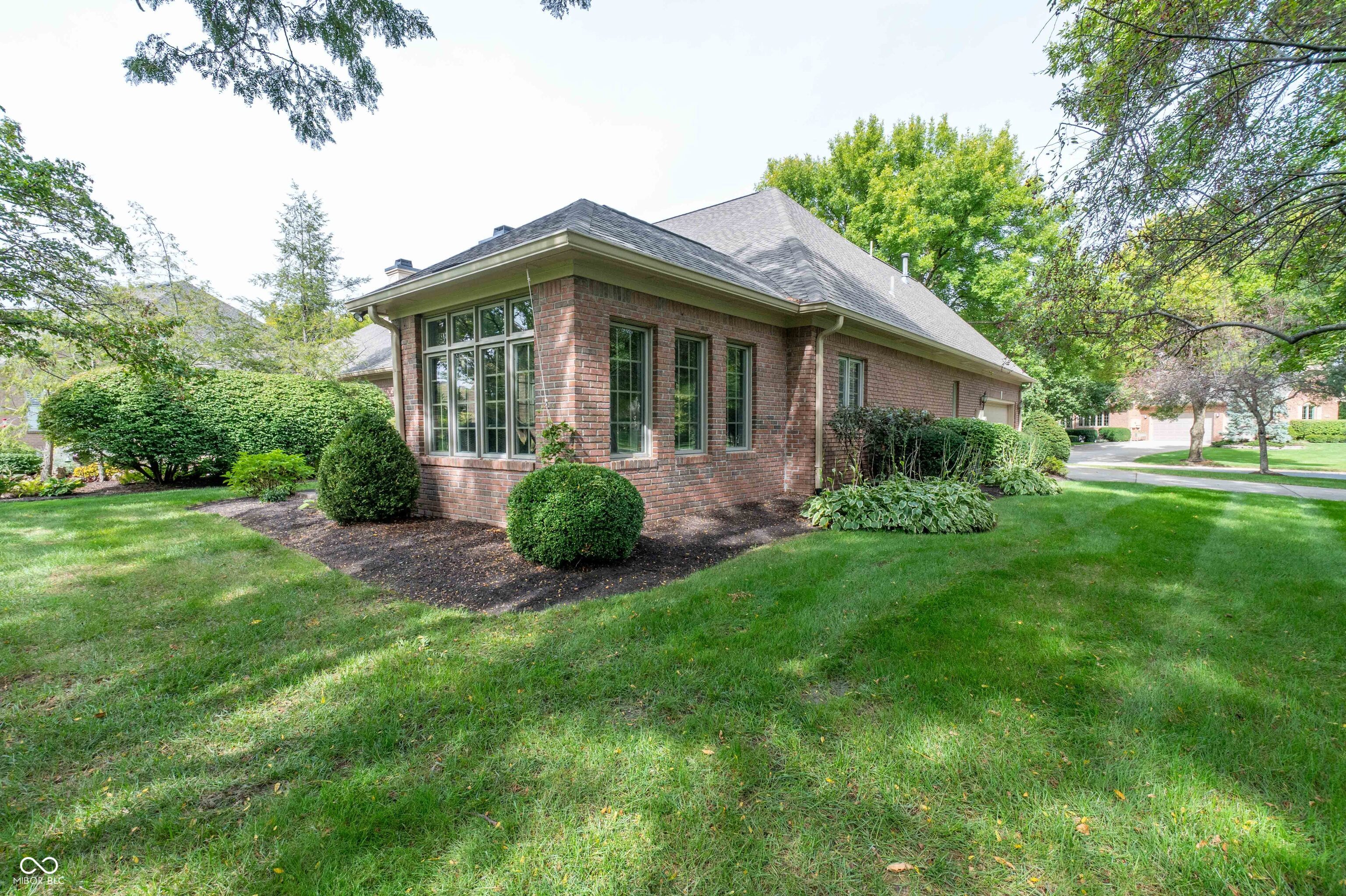 1701 Pathway Drive N