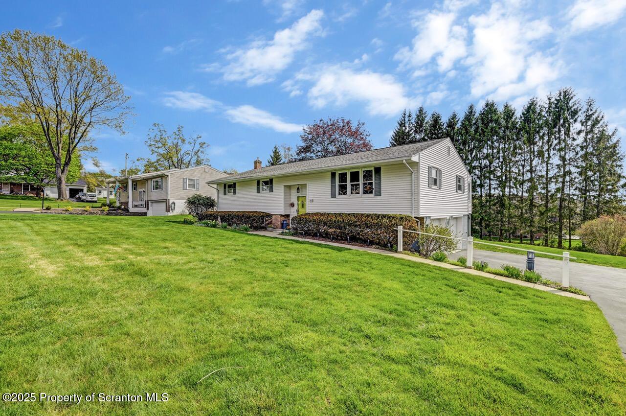 103 Carriage Lane L79