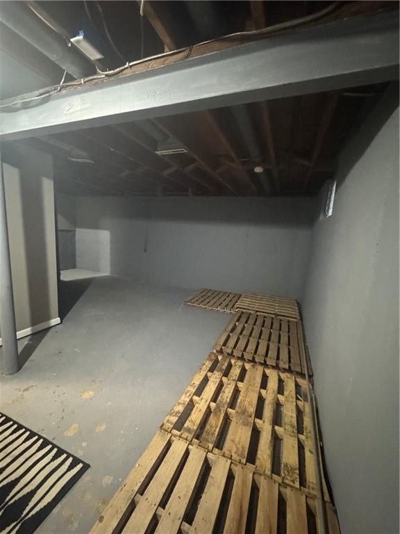 824 SW Pleasant Drive