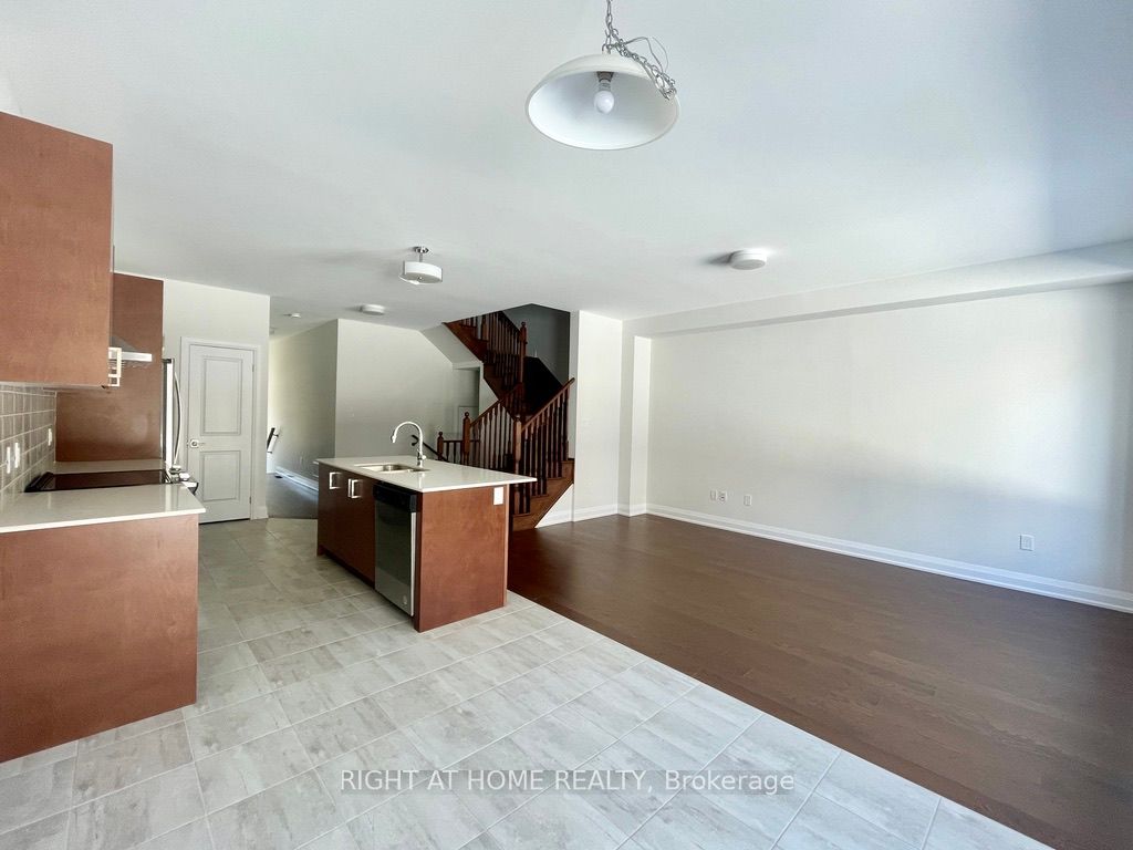 23 Sweet Cicely St