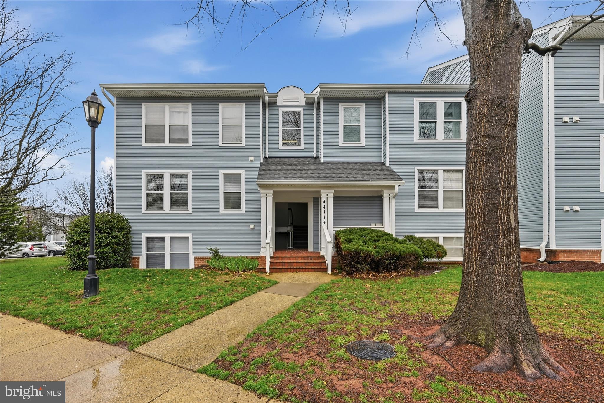 Welcome to this charming condo in the sought after Ashburn Village!. This location is amazing, and this unit lives larger than the square footage!! With two large bedrooms and 2 bathrooms, The space offers plenty of space and privacy for the discerning buyer. It also has lovely views of the pond, and is adjavent to plenty of shops, restaurants, and stores, as well as commuter routes and nature trails. While this unit is being sold as-is, it is move-in ready and is primed for its new owner!!! Don't miss this charming condo!!!!