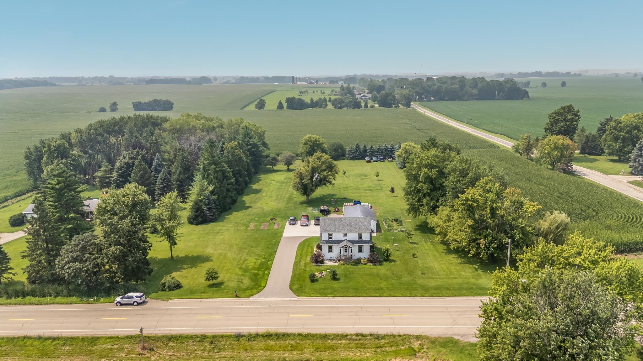 5261 County Rd T