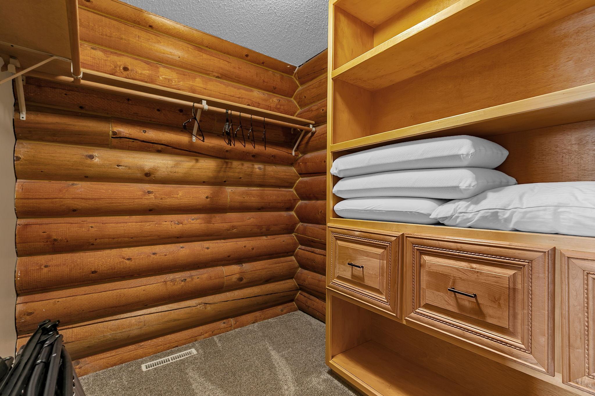 20368 Edgehill Circle