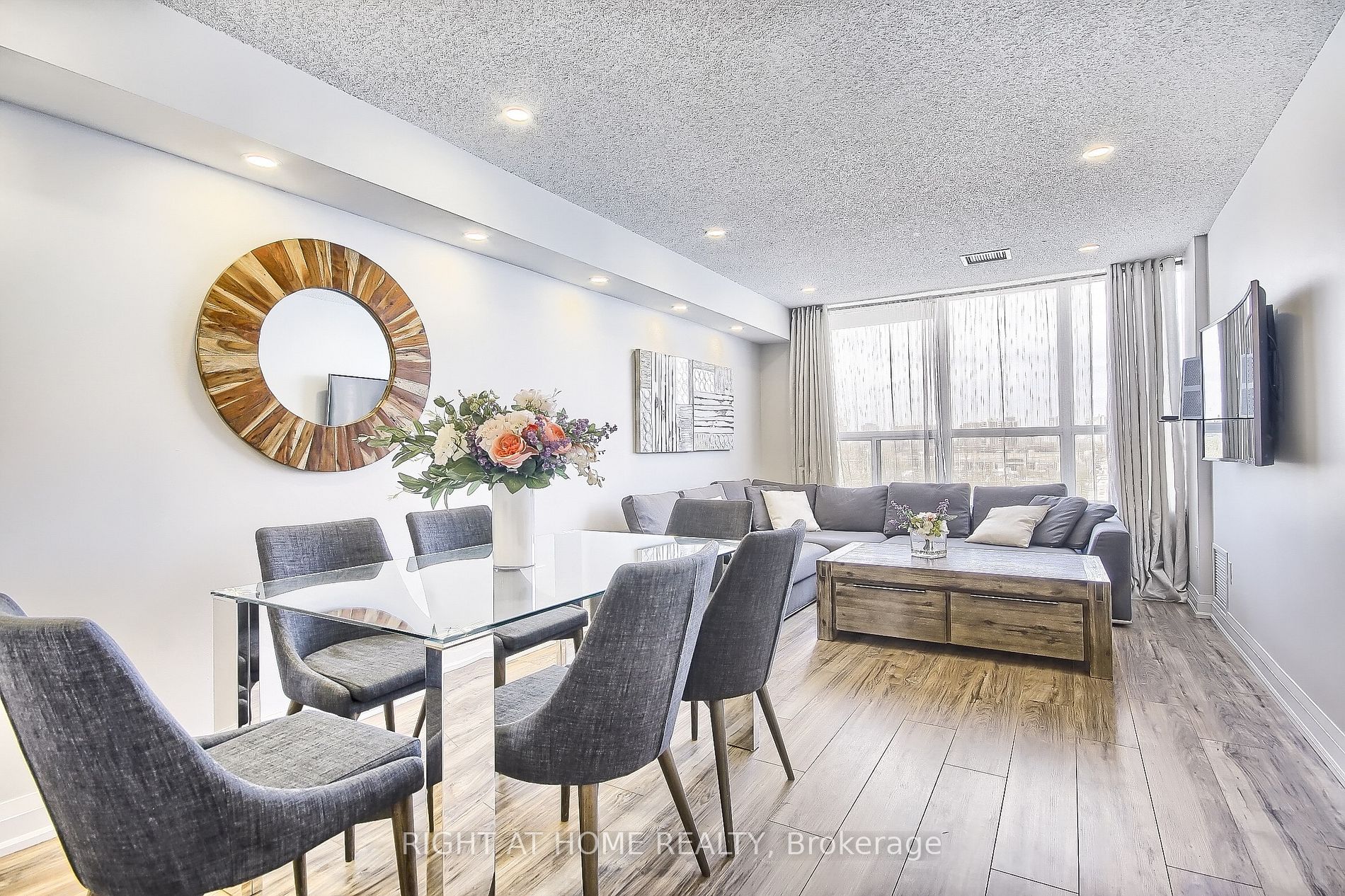 955 E O'connor Dr Ph7