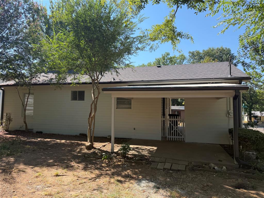 1009 Cedar Street