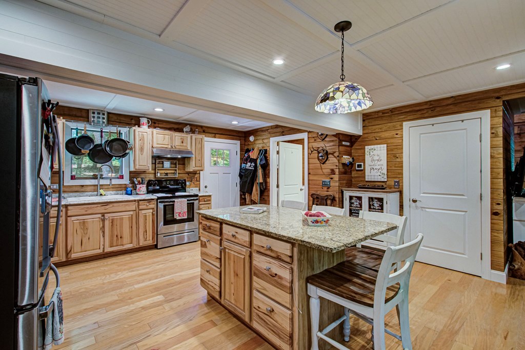 2240 Smith Mountain Rd