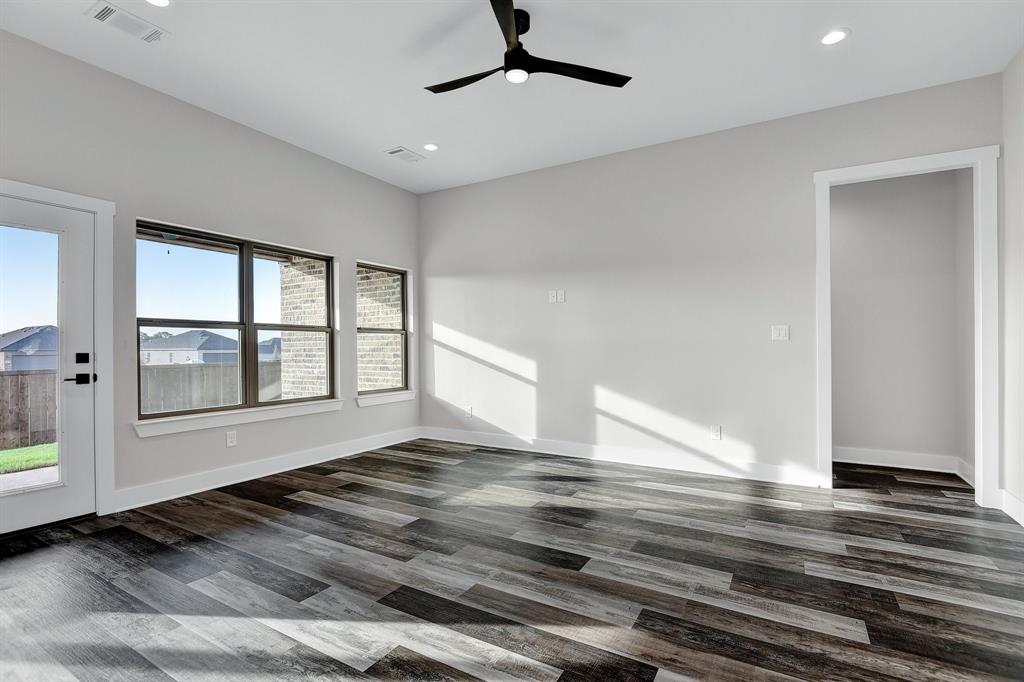 1808 Aleia Cove