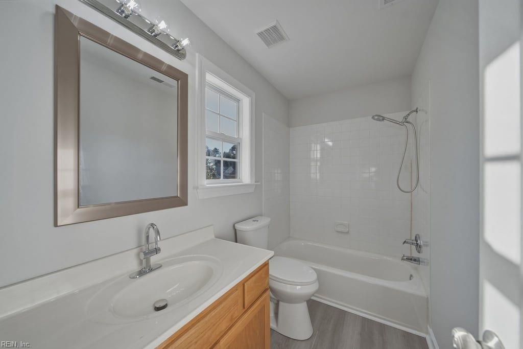 2820 Castling Crossing